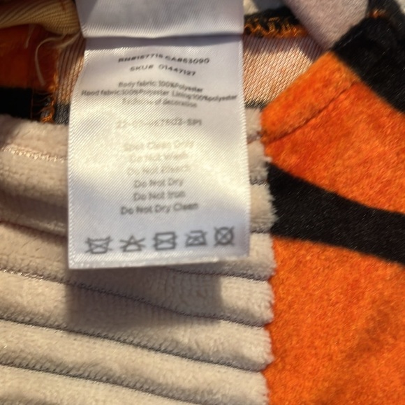 Spirit Halloween Baby Lil’ Tiger Costume Size 0-6 Months - Picture 7 of 10